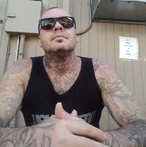 Meet your Posher, Thomas